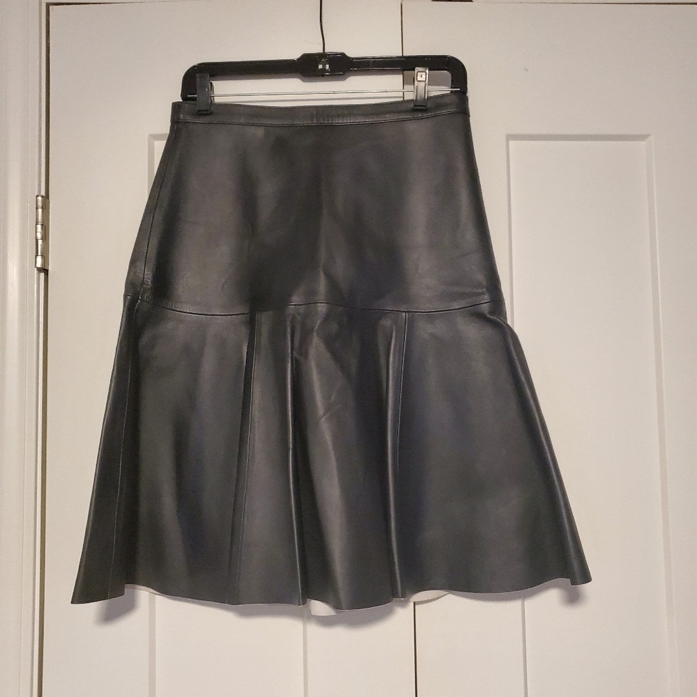 J BRAND  lambskin leather skirt size 6.